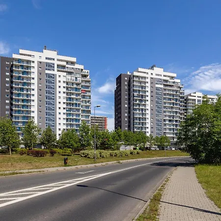 Osiedle Tysiaclecia - Nowoczesne Z Biurkiem Do Pracy Zdalnej I Parkingiem By Renters Katoviçe
