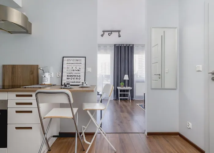 Appartement Osiedle Tysiaclecia - Nowoczesne Z Biurkiem Do Pracy Zdalnej I Parkingiem By Renters *